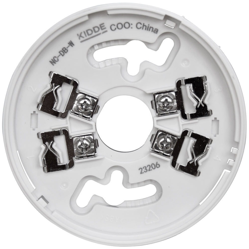 Innenseite des weißen Aufputz-Sockels aus Kunststoff mit Anschlussklemmen